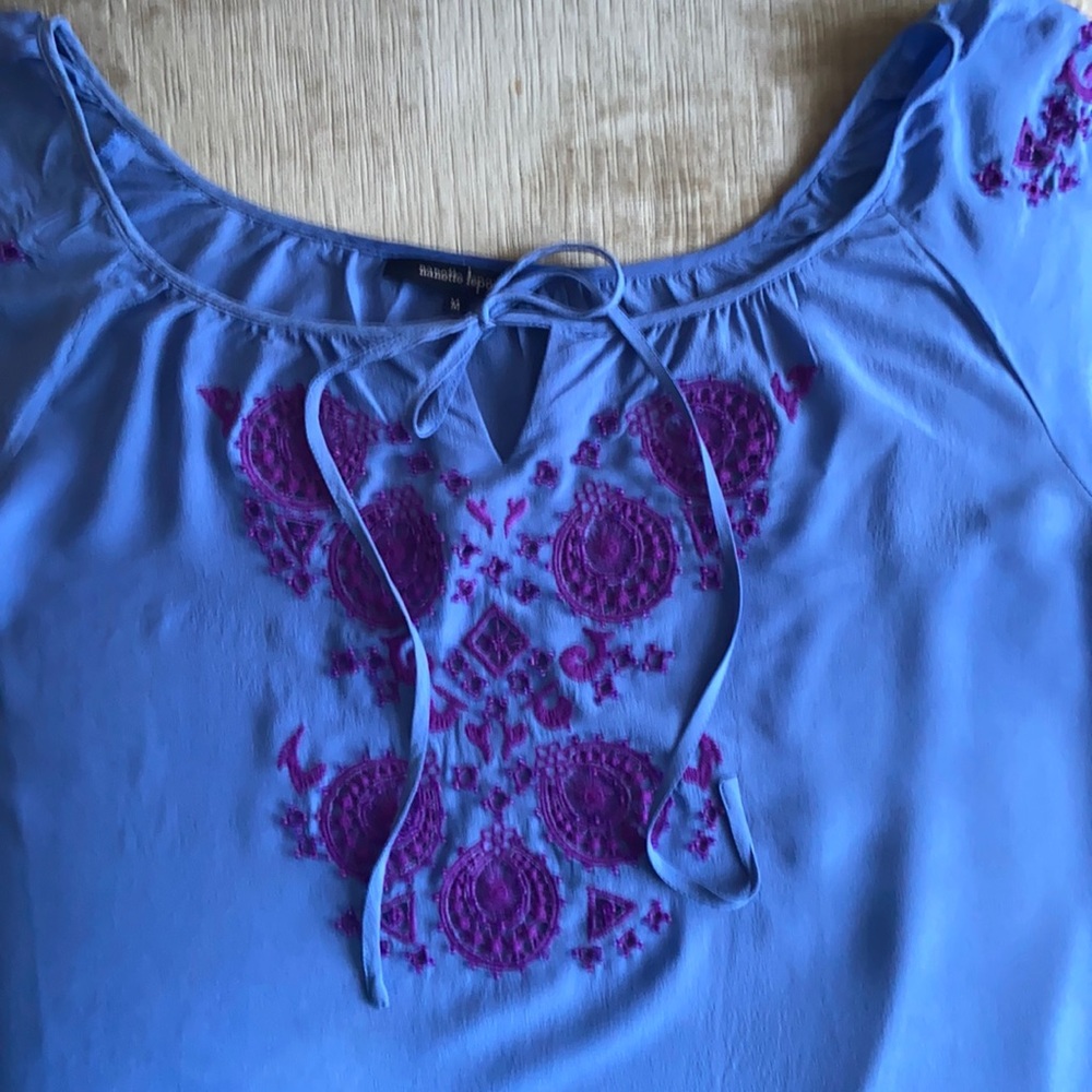 Nanette Lenore nearly new silk blouse